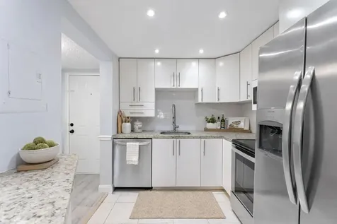 9370 SW 8th Street Boca Raton FL 33428