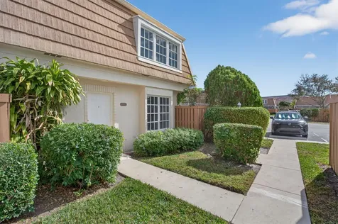 11556 Winchester Drive Palm Beach Gardens FL 33410