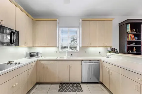 7707 Nw 79th Street Tamarac FL 33321
