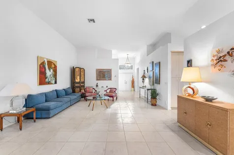 7707 Nw 79th Street Tamarac FL 33321