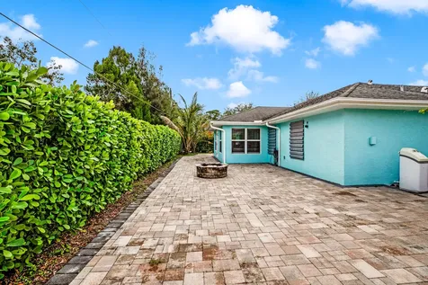 2120 87th Court Vero Beach FL 32966