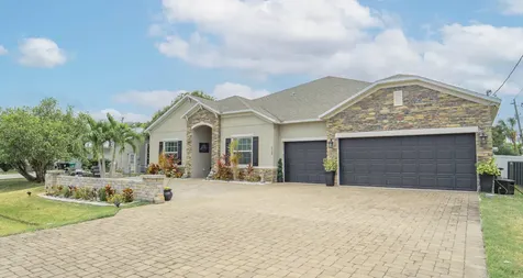 6920 Nw Jorgensen Road Port Saint Lucie FL 34983