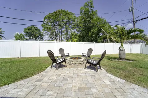 6920 Nw Jorgensen Road Port Saint Lucie FL 34983