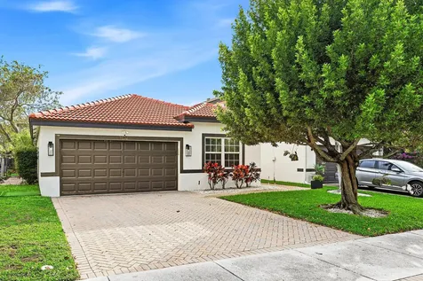 4052 Crescent Creek Place Coconut Creek FL 33073