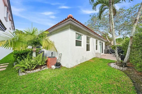 4052 Crescent Creek Place Coconut Creek FL 33073