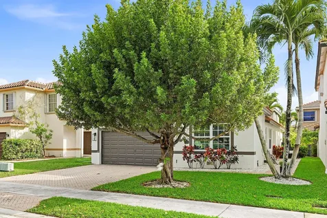 4052 Crescent Creek Place Coconut Creek FL 33073