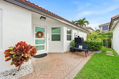 4052 Crescent Creek Place Coconut Creek FL 33073
