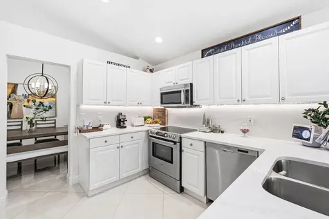 4052 Crescent Creek Place Coconut Creek FL 33073