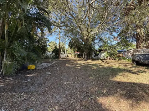 5341 Mobilaire Drive West Palm Beach FL 33417