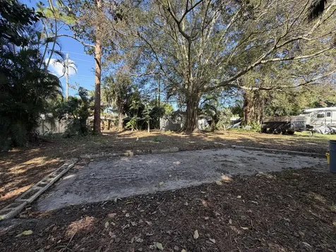 5341 Mobilaire Drive West Palm Beach FL 33417