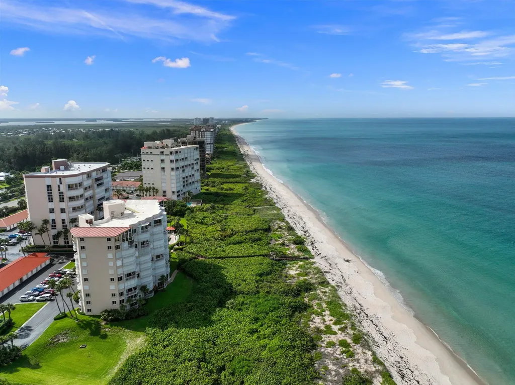 3870 N Highway Highway A1a Hutchinson Island FL 34949