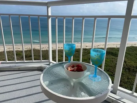 3870 N Highway Highway A1a Hutchinson Island FL 34949