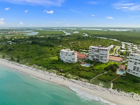3870 N Highway Highway A1a Hutchinson Island FL 34949