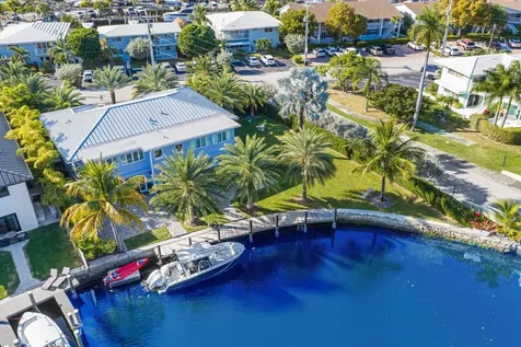 830 SE 22nd Avenue Pompano Beach FL 33062