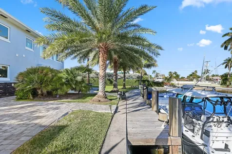 830 SE 22nd Avenue Pompano Beach FL 33062
