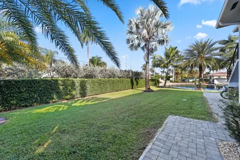 830 SE 22nd Avenue Pompano Beach FL 33062