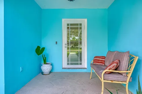 1890 Sw 59th Avenue Plantation FL 33317