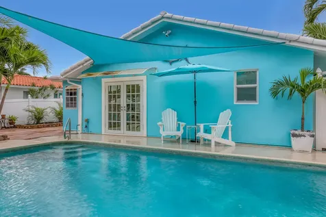 1890 Sw 59th Avenue Plantation FL 33317