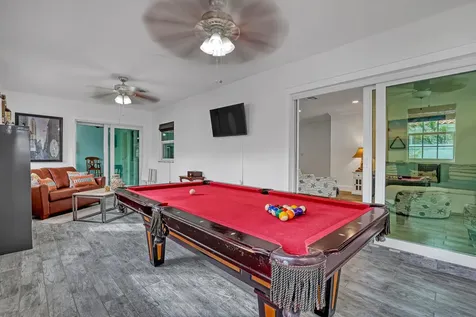 1890 Sw 59th Avenue Plantation FL 33317