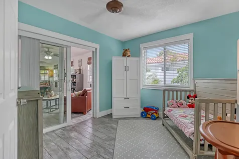 1890 Sw 59th Avenue Plantation FL 33317