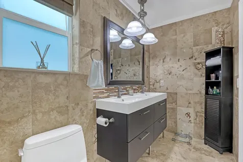 1890 Sw 59th Avenue Plantation FL 33317