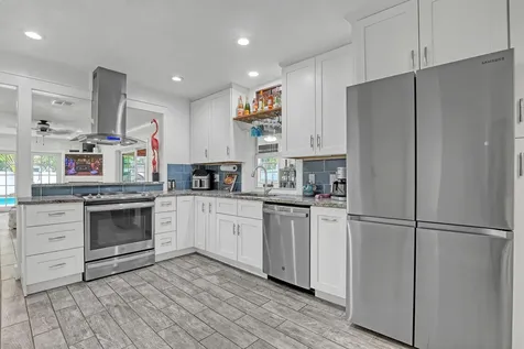 1890 Sw 59th Avenue Plantation FL 33317