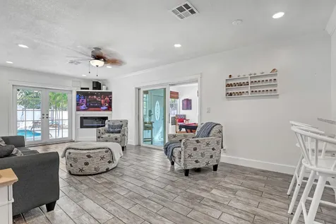 1890 Sw 59th Avenue Plantation FL 33317