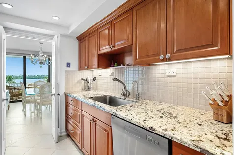 2784 S Ocean Boulevard Palm Beach FL 33480
