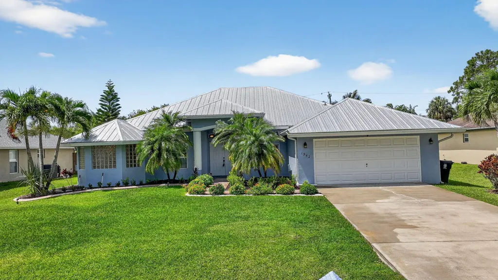 1342 Sw Oriole Lane Port Saint Lucie FL 34953