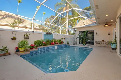 709 Sw Saint Vincent Cove Port Saint Lucie FL 34986