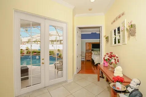 709 Sw Saint Vincent Cove Port Saint Lucie FL 34986