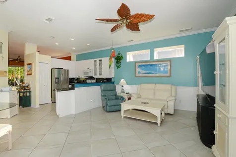 709 Sw Saint Vincent Cove Port Saint Lucie FL 34986