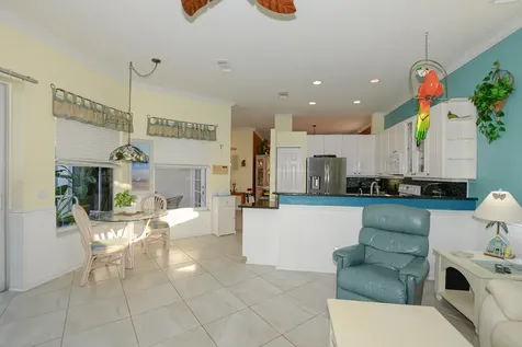 709 Sw Saint Vincent Cove Port Saint Lucie FL 34986