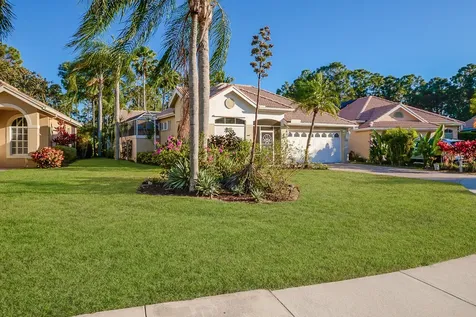 709 Sw Saint Vincent Cove Port Saint Lucie FL 34986