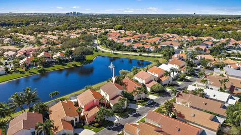 13290 Saint Tropez Circle Palm Beach Gardens FL 33410