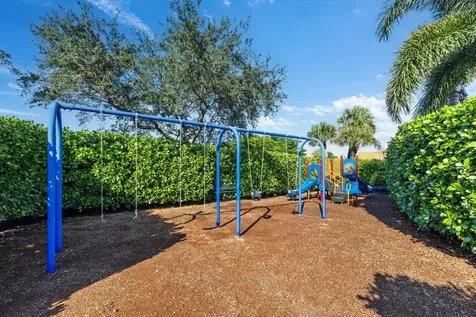13290 Saint Tropez Circle Palm Beach Gardens FL 33410
