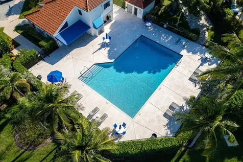 13290 Saint Tropez Circle Palm Beach Gardens FL 33410