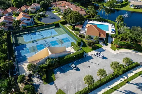 13290 Saint Tropez Circle Palm Beach Gardens FL 33410