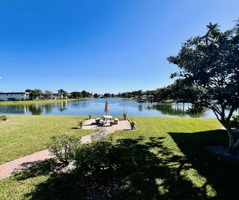 388 Chatham West Palm Beach FL 33417