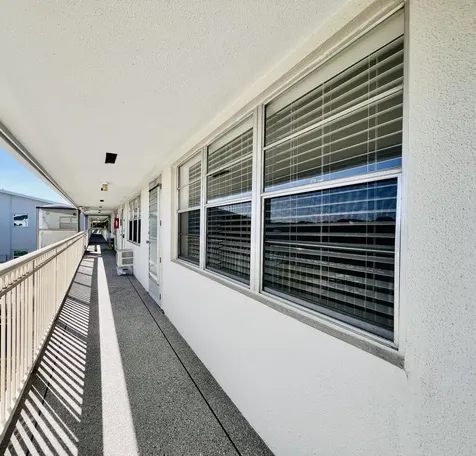 388 Chatham West Palm Beach FL 33417