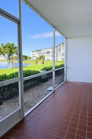 1071 Exeter D Boca Raton FL 33434