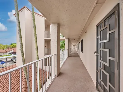 6193 Pointe Regal Circle Delray Beach FL 33484