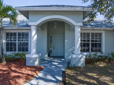 4501 Sw Athena Drive Port Saint Lucie FL 34953