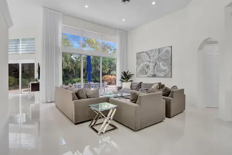 6564 Somerset Circle Boca Raton FL 33496