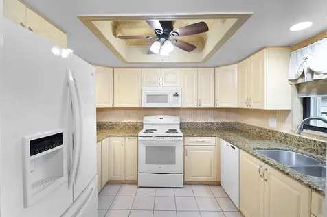 241 Sw South River Drive Stuart FL 34997