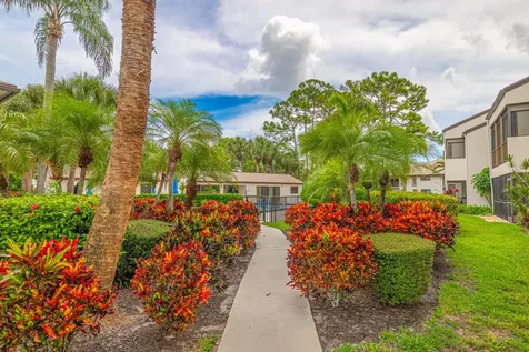 102 Wingfoot Drive Jupiter FL 33458