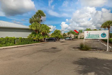 102 Wingfoot Drive Jupiter FL 33458