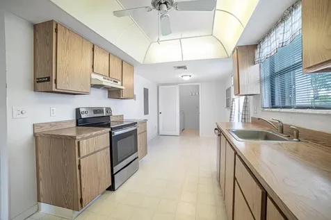 102 Wingfoot Drive Jupiter FL 33458