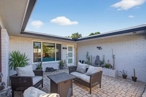 1530 W River Drive Margate FL 33063