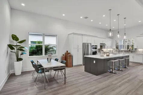 114 Se Palma Street Port Saint Lucie FL 34984